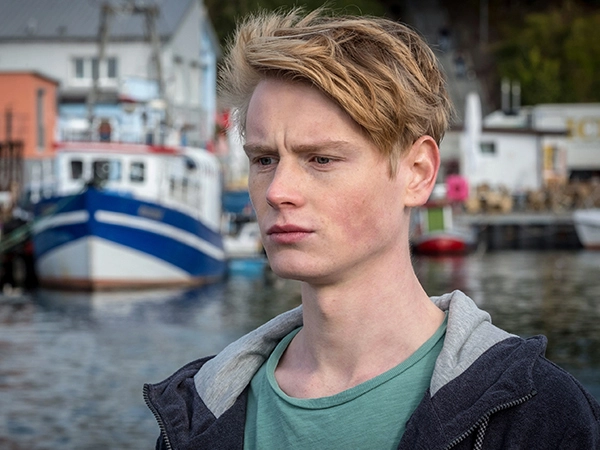 „Praxis mit Meerblick“- Lukas Zumbrock als „Kai"